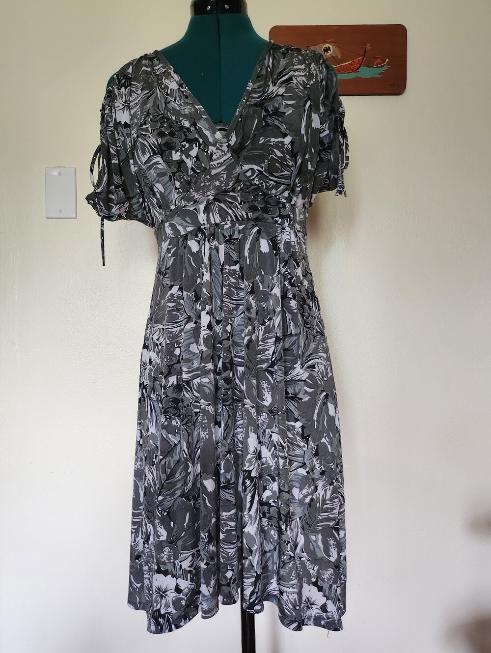 Women's Black & Gray Floral Dress